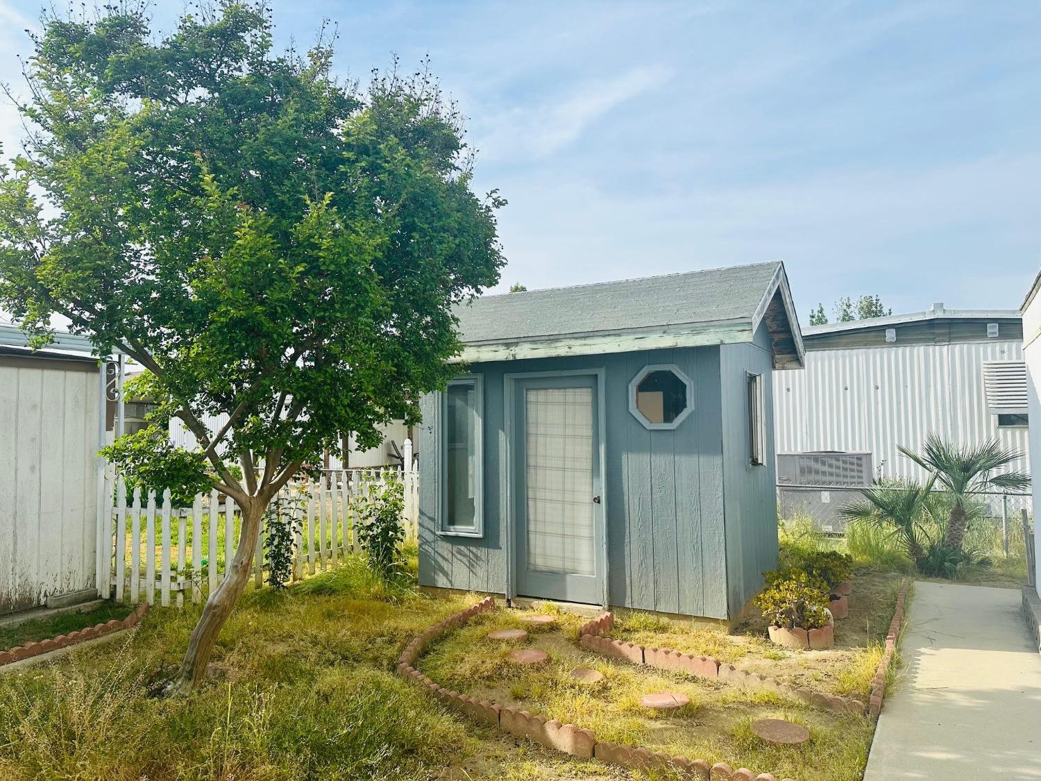Detail Gallery Image 12 of 12 For 1300 W Olson Ave 70, Reedley,  CA 93654 - 2 Beds | 1 Baths