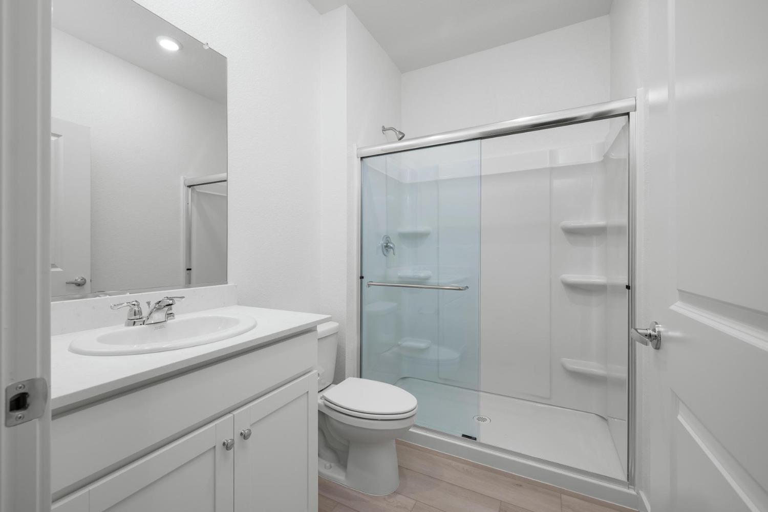 Detail Gallery Image 9 of 12 For 833 Chatham Ln, Patterson,  CA 95363 - 5 Beds | 3 Baths