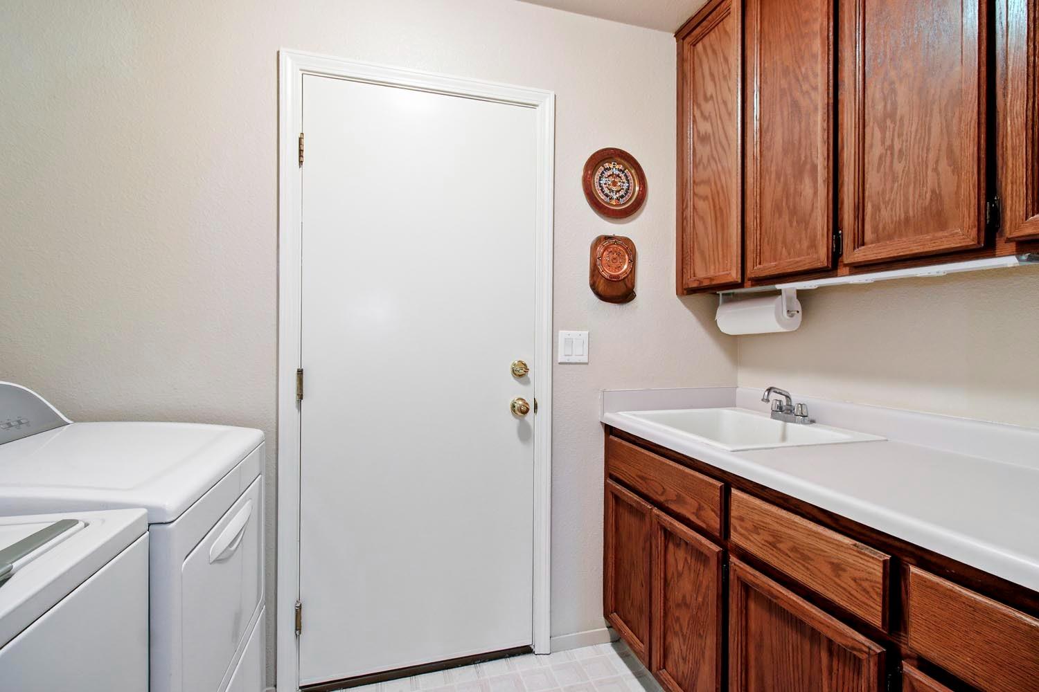 Pleasantglen Way, Elk Grove, California image 41