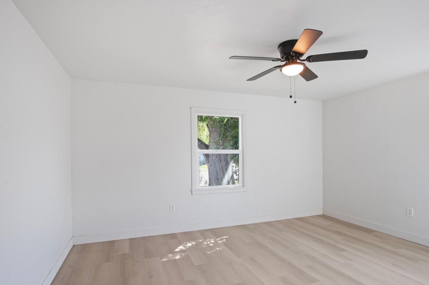 E 22nd Street, Merced, California image 8