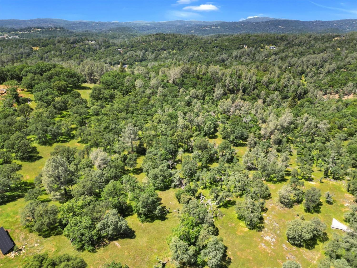 Retherford Road, Grass Valley, California image 17