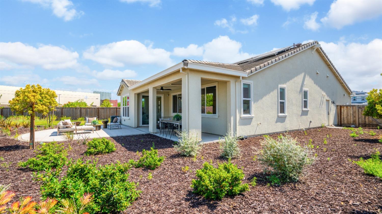 Detail Gallery Image 32 of 36 For 1079 Fiano Pl, Manteca,  CA 95337 - 4 Beds | 3 Baths