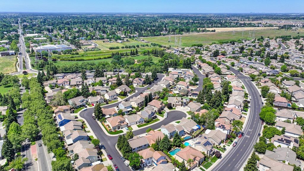 Detail Gallery Image 54 of 57 For 9577 Arcada Ct, Elk Grove,  CA 95624 - 3 Beds | 2 Baths