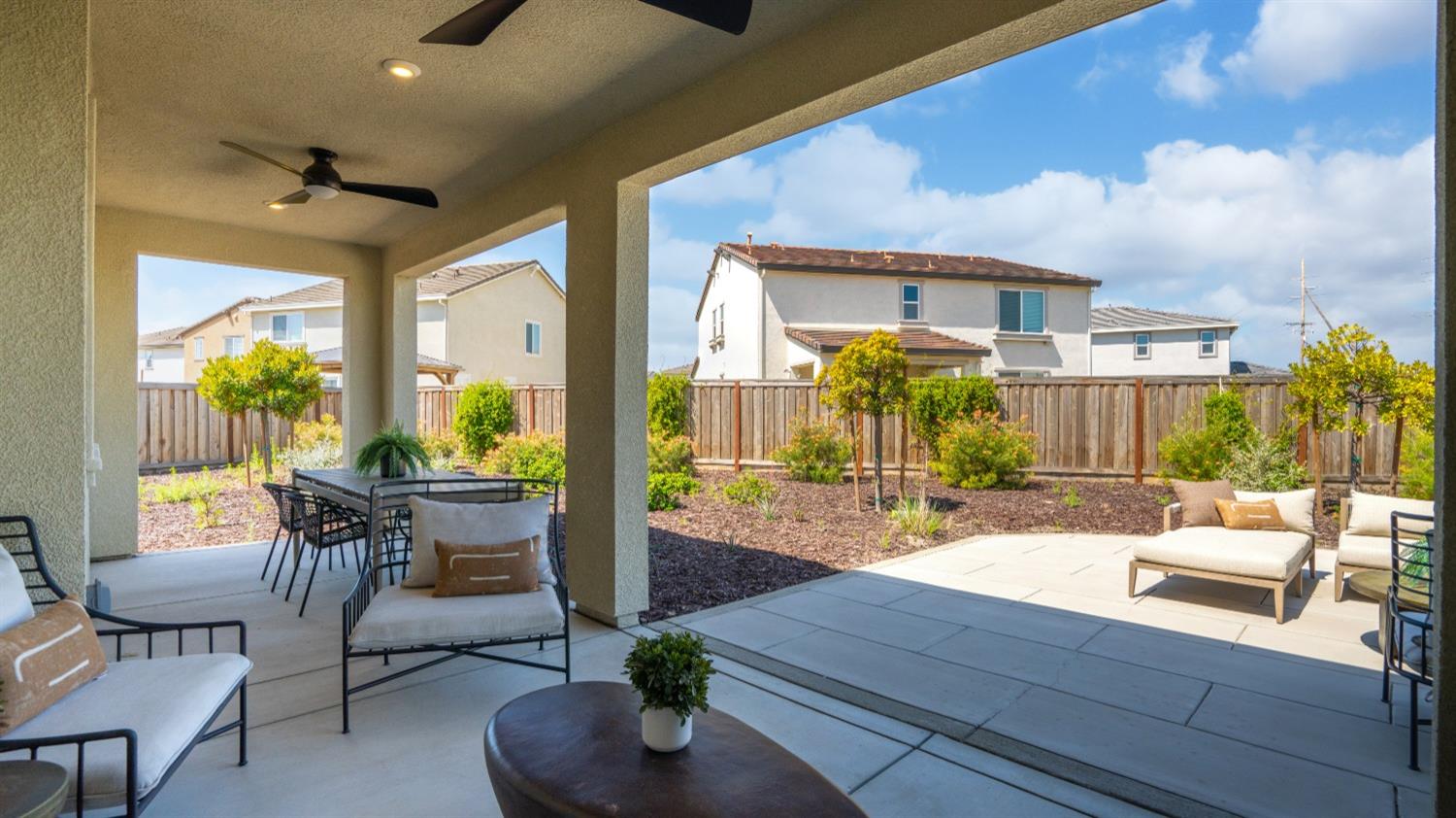Detail Gallery Image 29 of 36 For 1079 Fiano Pl, Manteca,  CA 95337 - 4 Beds | 3 Baths