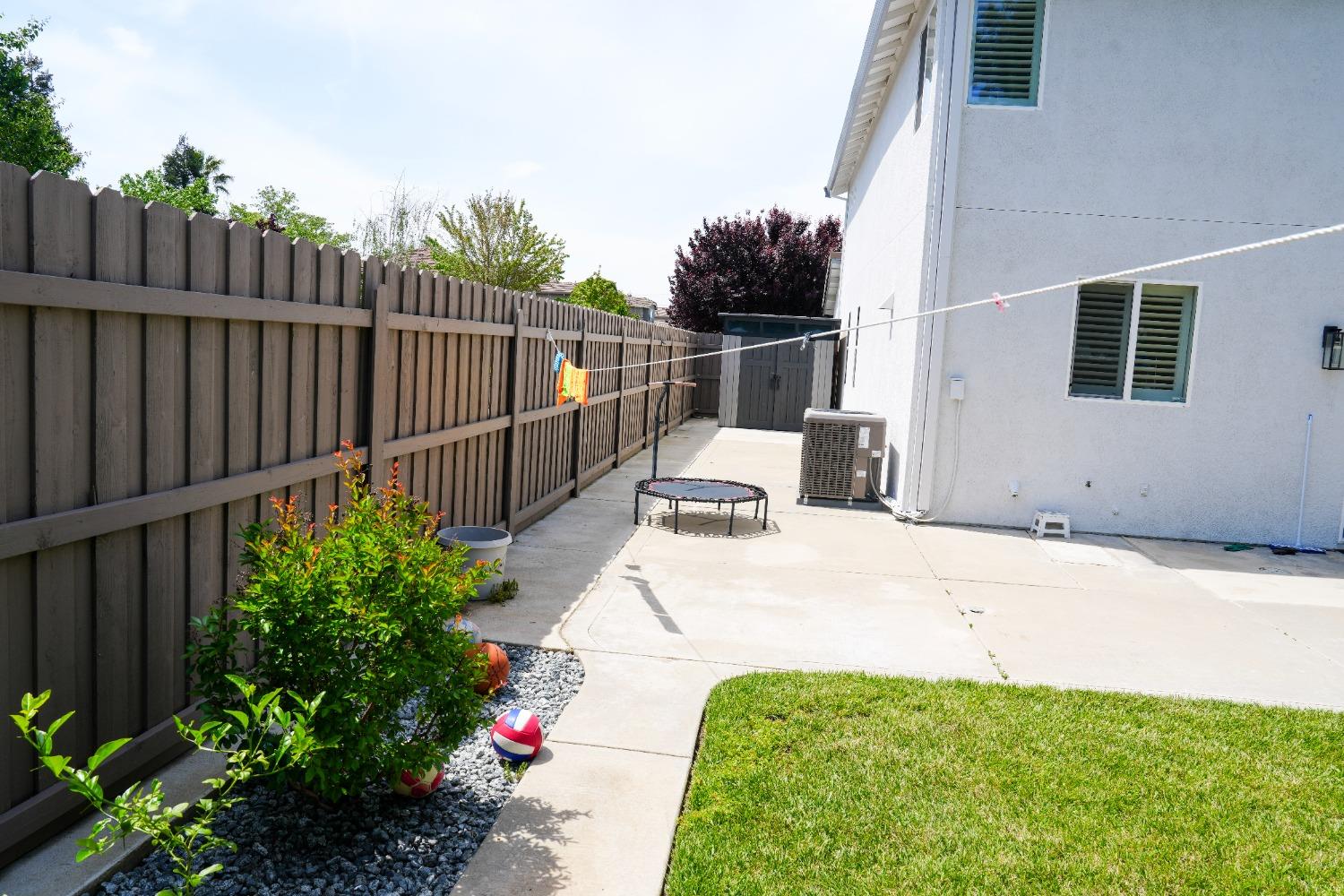 Detail Gallery Image 65 of 71 For 8919 Haflinger Way, Elk Grove,  CA 95757 - 5 Beds | 3 Baths