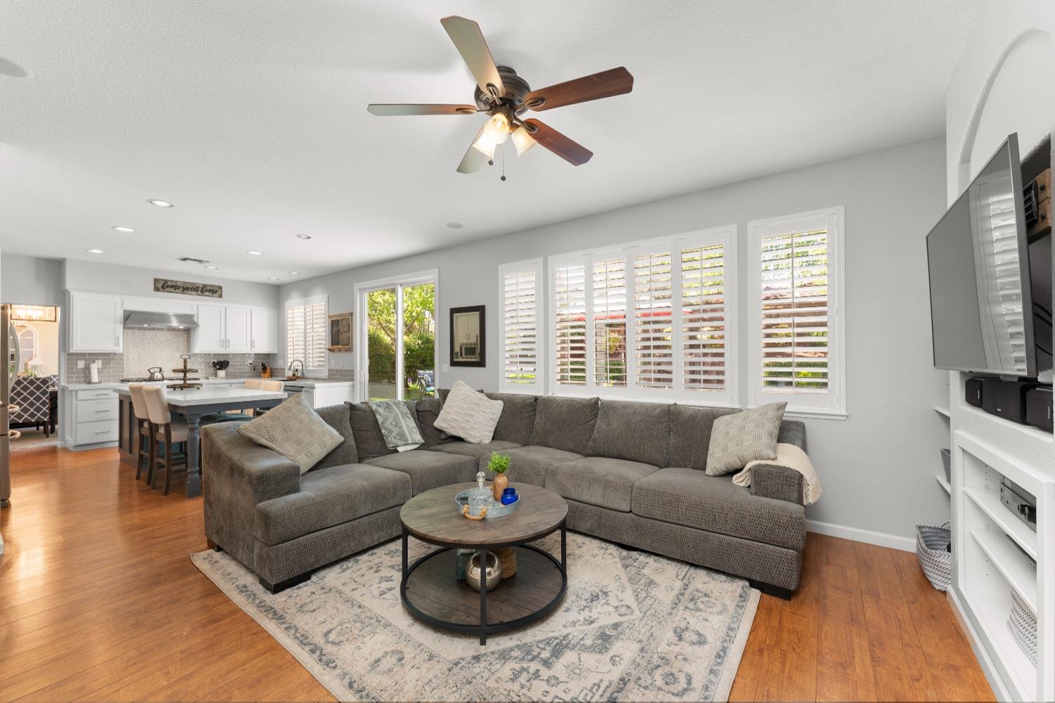 Rosado Drive, El Dorado Hills, California image 27
