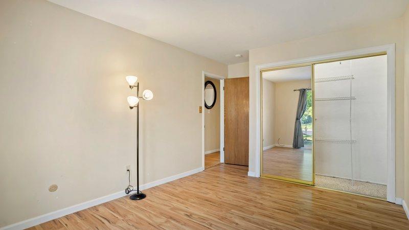 Detail Gallery Image 31 of 42 For 8770 Superb Cir, Elk Grove,  CA 95624 - 3 Beds | 2 Baths