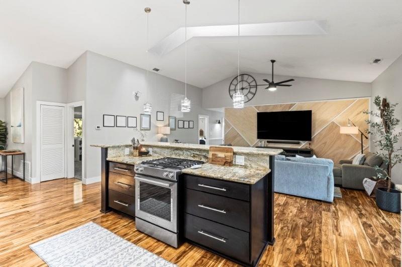 Detail Gallery Image 14 of 48 For 24740 Oro Valley Rd, Auburn,  CA 95602 - 4 Beds | 2 Baths