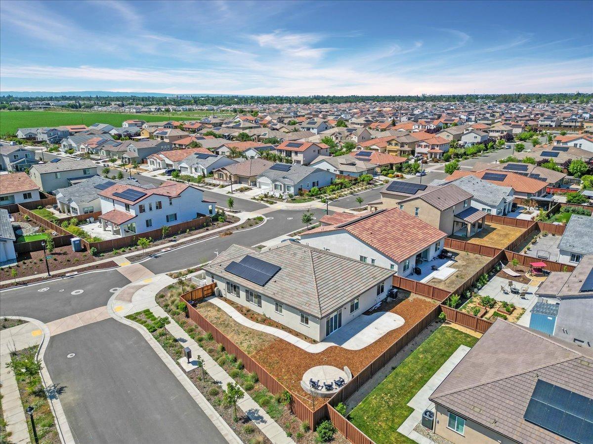 Winne Drive, Woodland, California image 36