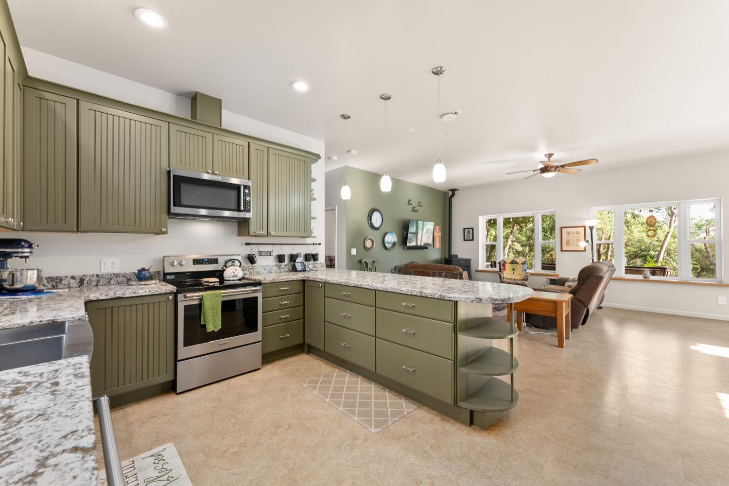 Detail Gallery Image 69 of 99 For 2710 Boulder Ln, Placerville,  CA 95667 - 4 Beds | 3 Baths