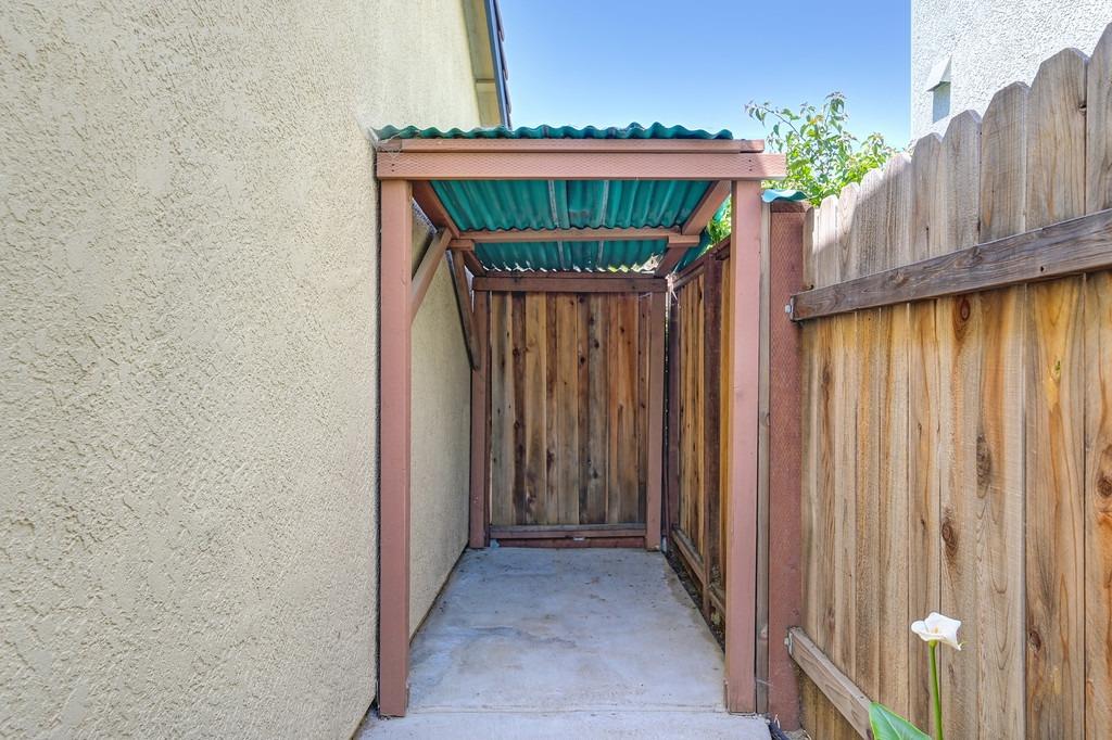 Detail Gallery Image 41 of 57 For 9577 Arcada Ct, Elk Grove,  CA 95624 - 3 Beds | 2 Baths