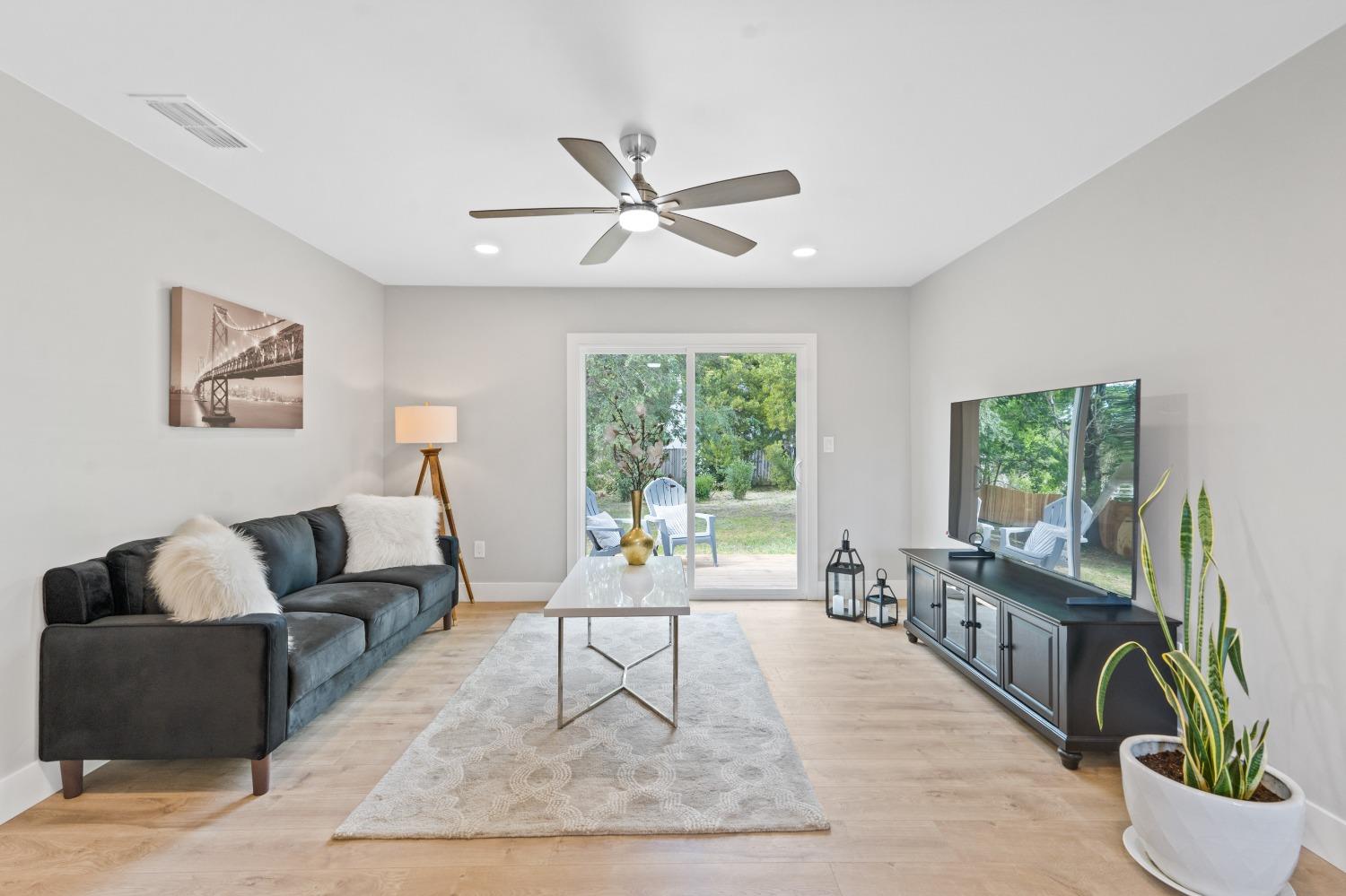 Aerobee Avenue, Fair Oaks, California image 20