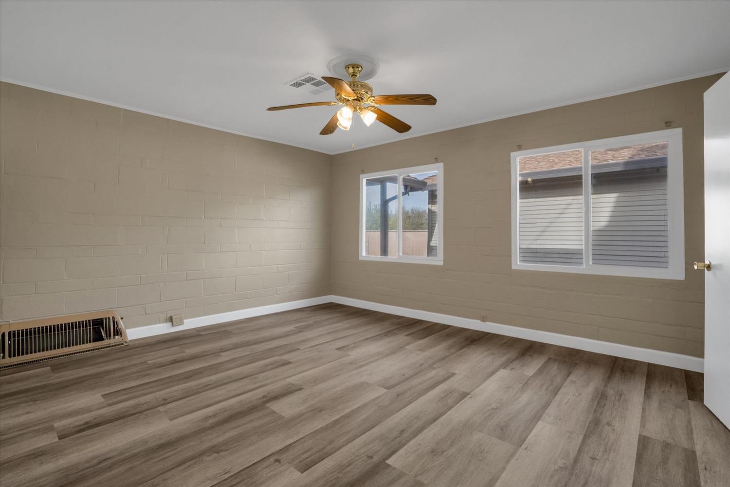 Detail Gallery Image 27 of 46 For 21549 E River Rd, Escalon,  CA 95320 - 3 Beds | 2 Baths