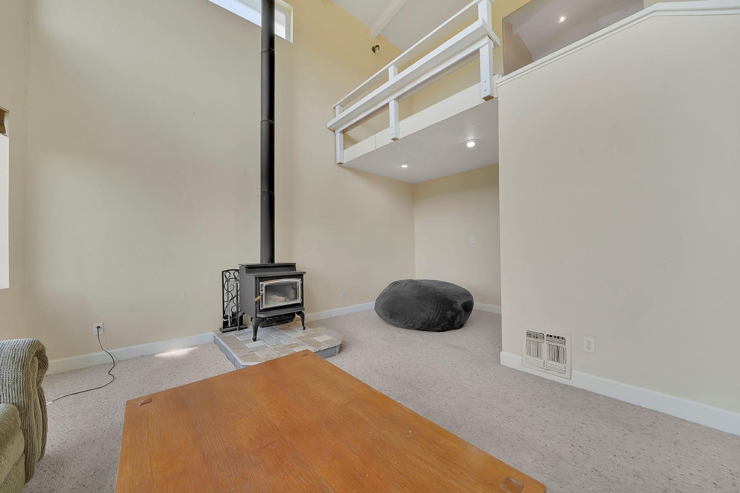 Detail Gallery Image 11 of 88 For 2800 Willow Creek Rd, San Andreas,  CA 95249 - 3 Beds | 2/1 Baths