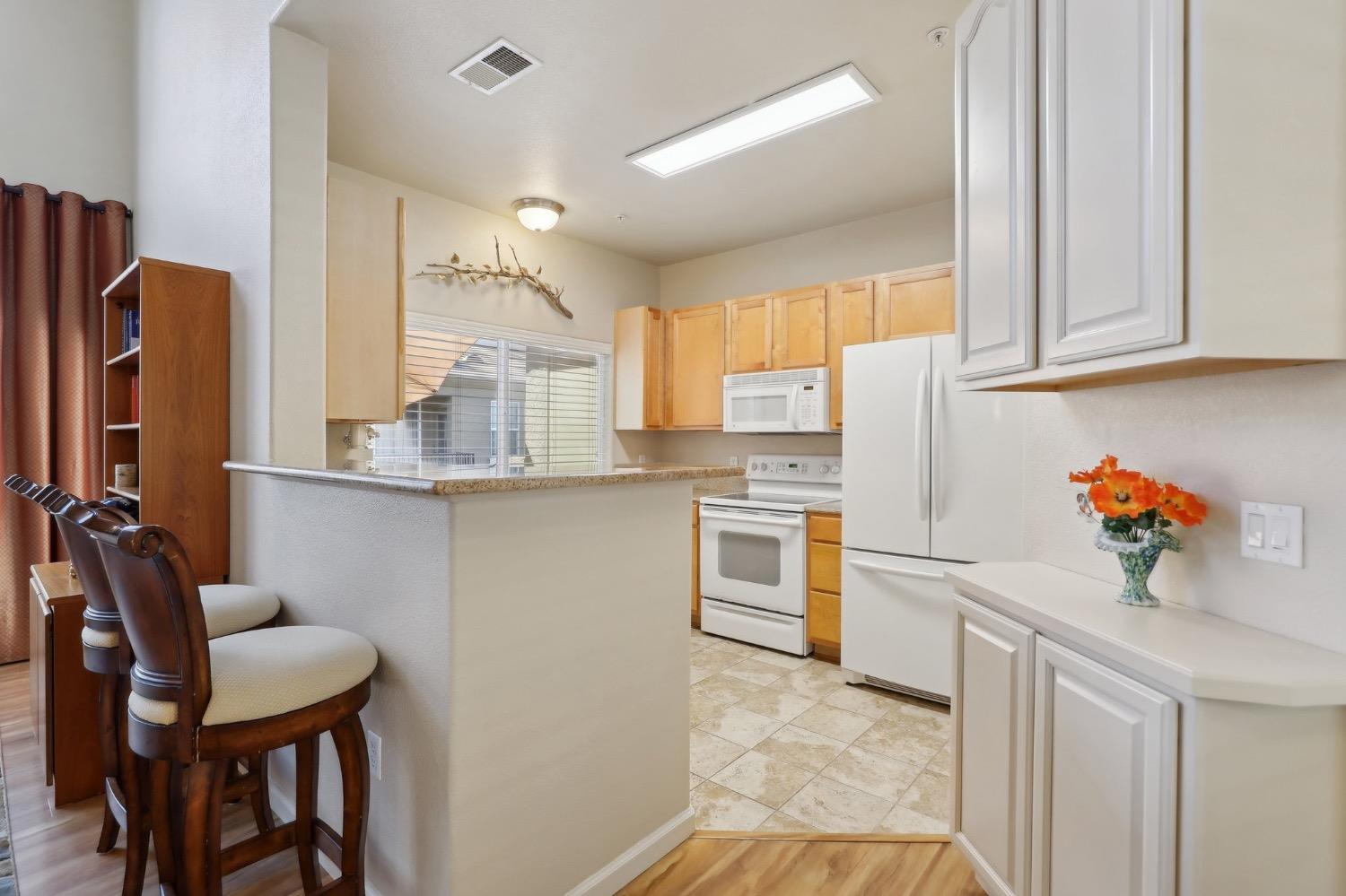 Danbrook Drive #521, Sacramento, California image 9