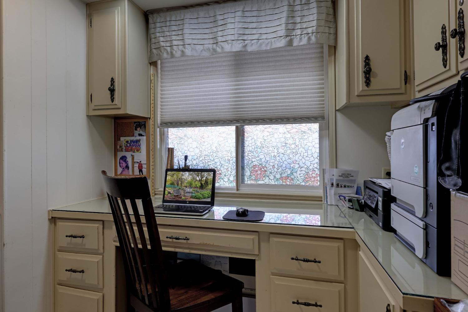 Detail Gallery Image 13 of 51 For 3765 Grass Valley Hwy 203, Auburn,  CA 95602 - 2 Beds | 2 Baths