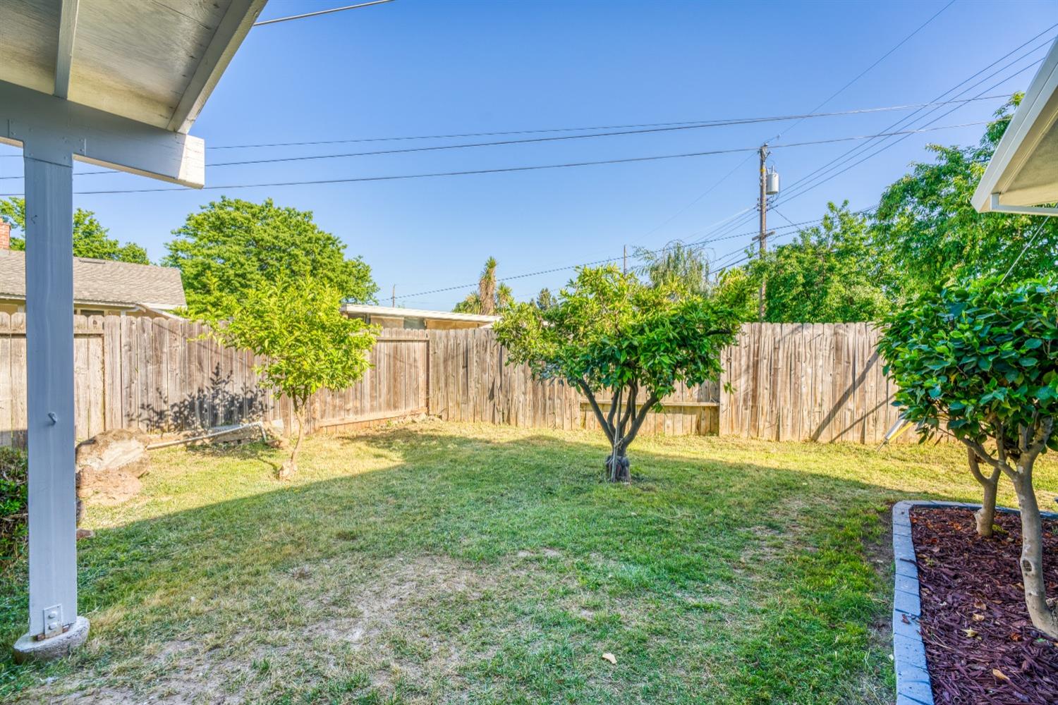 Detail Gallery Image 29 of 32 For 1464 Tradewinds Ave, Sacramento,  CA 95822 - 3 Beds | 2 Baths