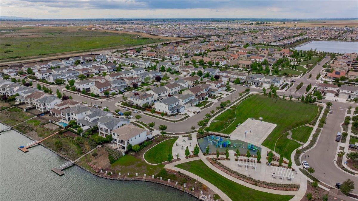 Detail Gallery Image 43 of 70 For 18466 Lewiston Dr, Lathrop,  CA 95330 - 5 Beds | 3/1 Baths