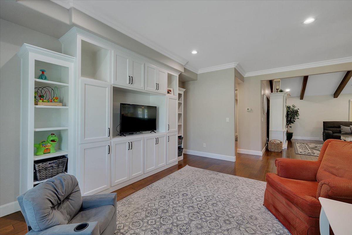 Detail Gallery Image 33 of 70 For 734 Mariner Loop, Yuba City,  CA 95991 - 4 Beds | 3 Baths