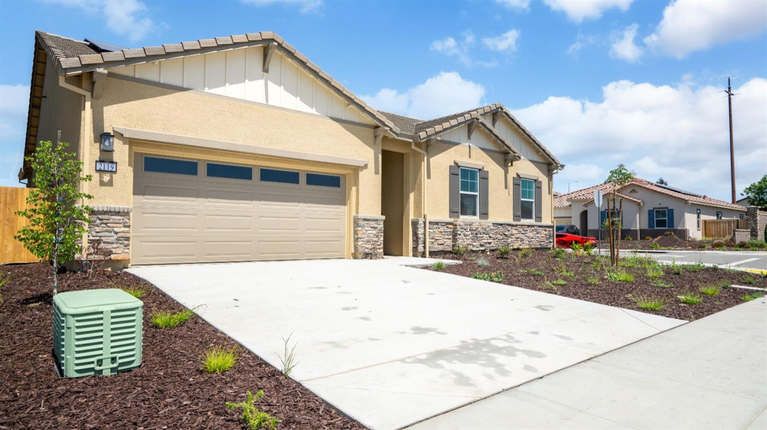 Detail Gallery Image 1 of 35 For 2119 Geneva Way, Manteca,  CA 95337 - 3 Beds | 2 Baths