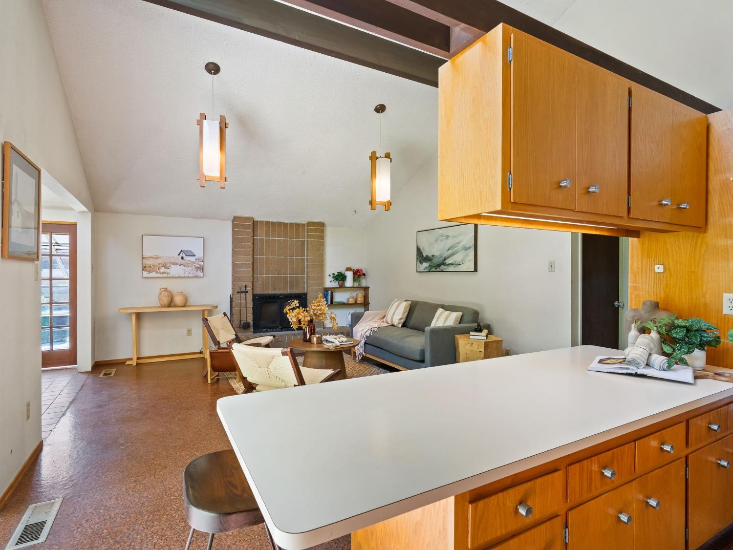 Detail Gallery Image 15 of 81 For 43236 E Oakside Pl, Davis,  CA 95618 - 3 Beds | 3 Baths