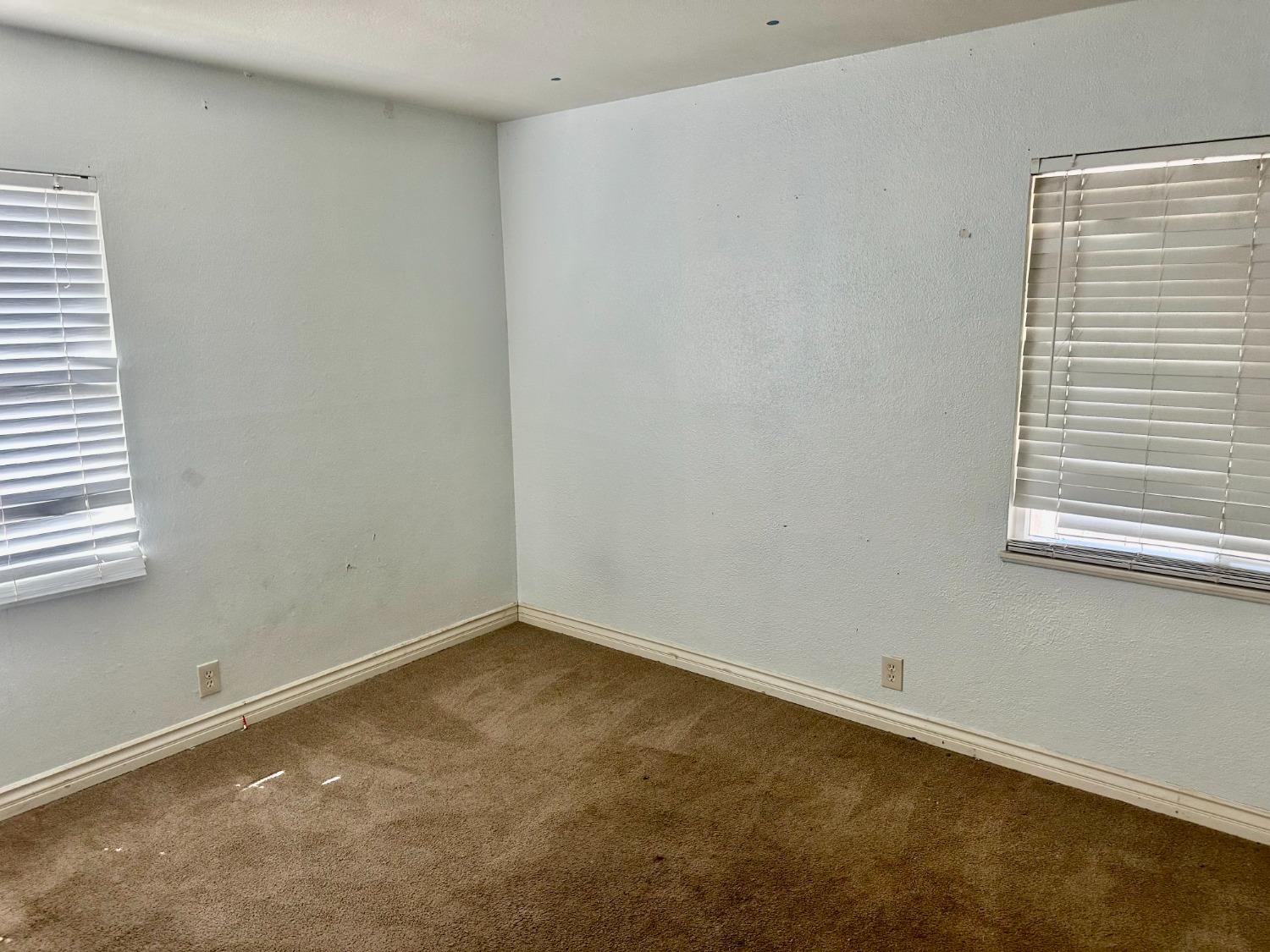 E Downs, Stockton, California image 30