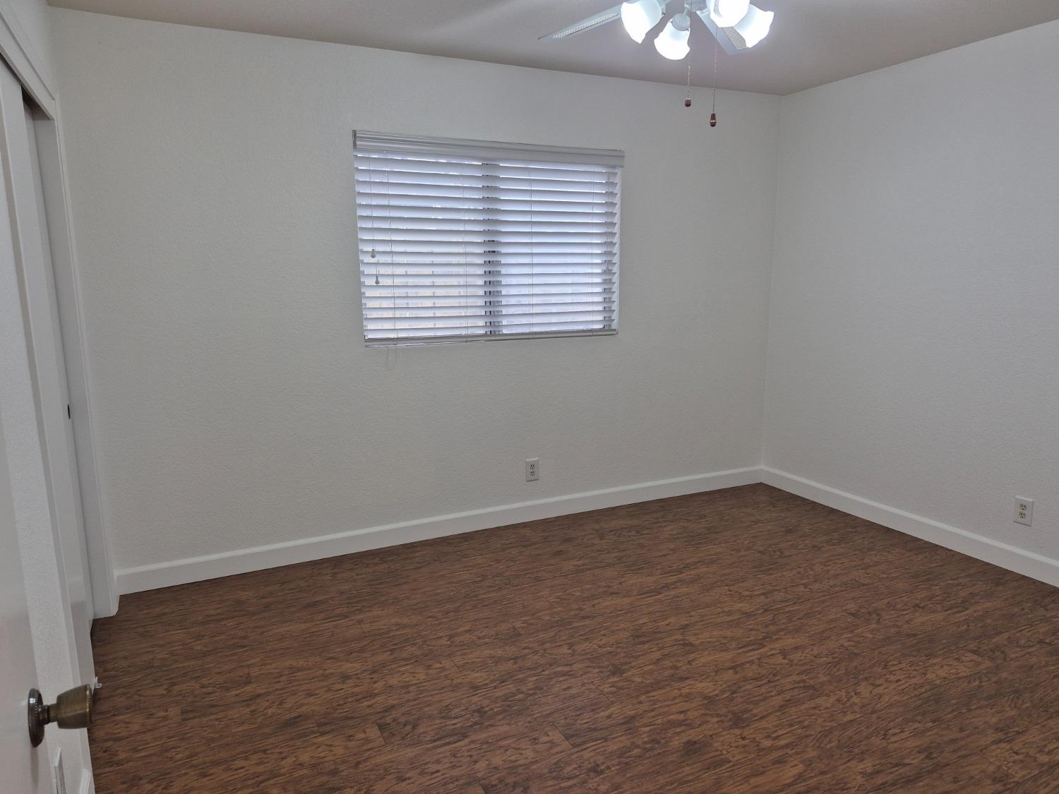 Bridgeport Lane, Manteca, California image 19
