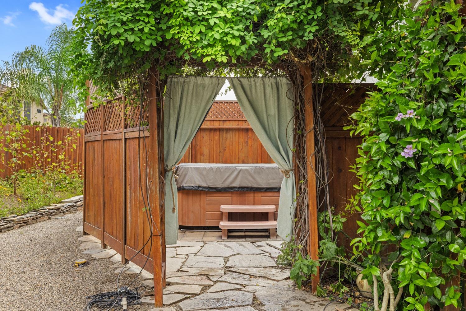 Detail Gallery Image 43 of 55 For 1700 Imshu Ct, Hughson,  CA 95326 - 3 Beds | 2 Baths