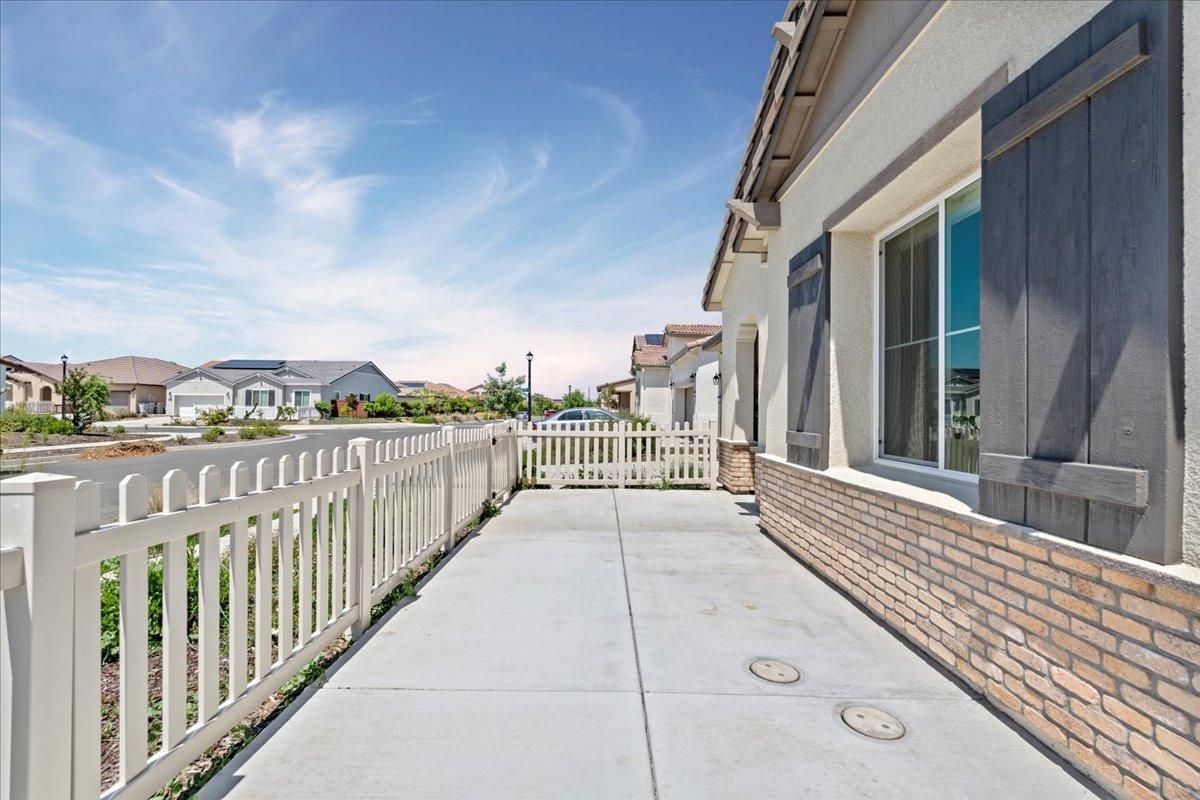 Winne Drive, Woodland, California image 4