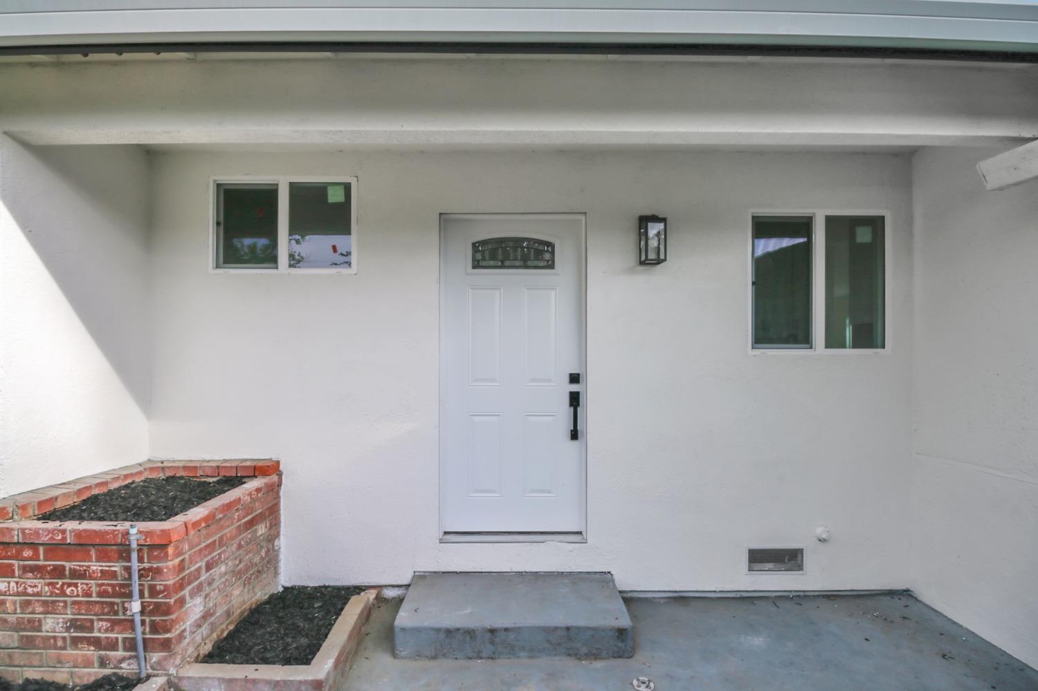 Pin Oak Court, Fair Oaks, California image 7