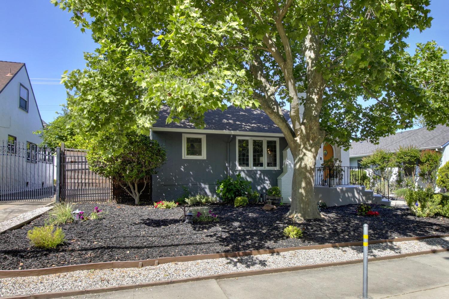 property-img