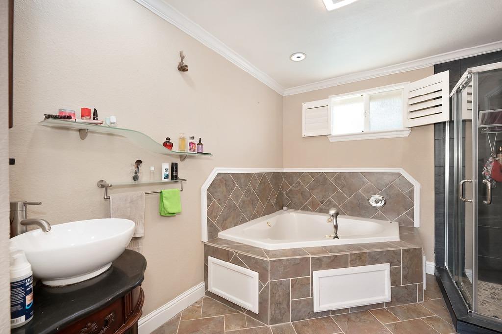 Detail Gallery Image 30 of 60 For 1402 Louise Ave, Modesto,  CA 95350 - 3 Beds | 3 Baths