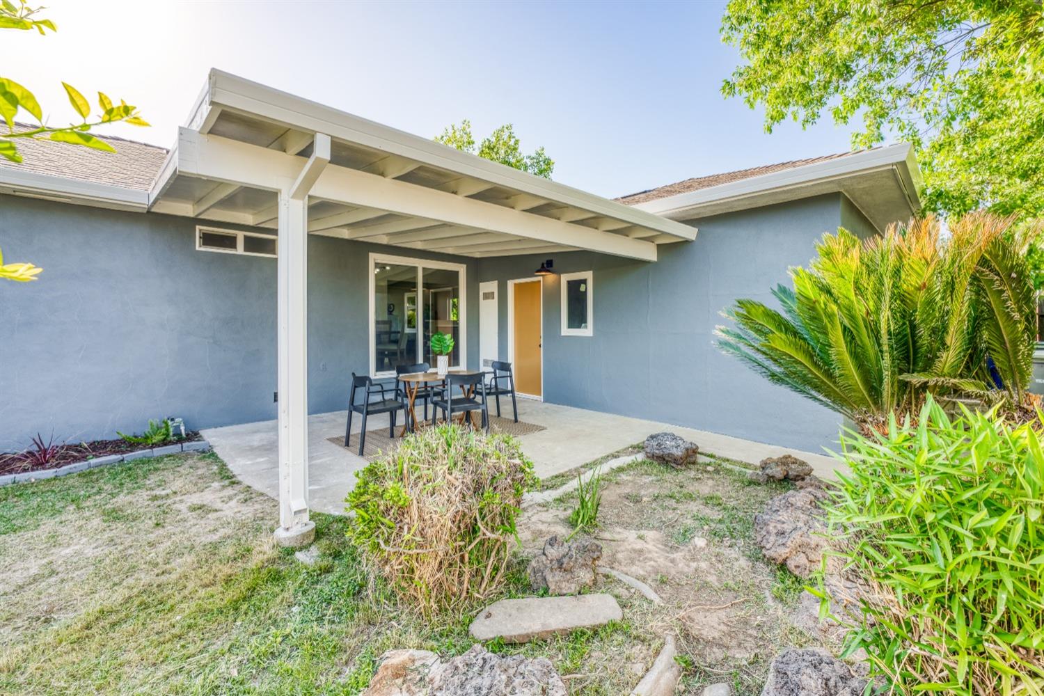 Detail Gallery Image 27 of 32 For 1464 Tradewinds Ave, Sacramento,  CA 95822 - 3 Beds | 2 Baths