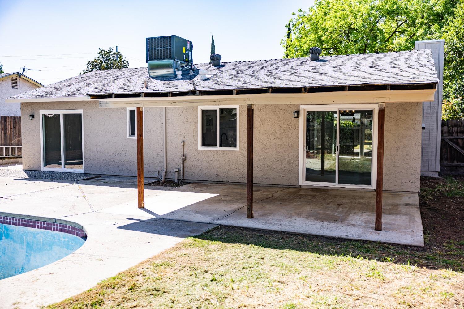 Earlcort Circle, Sacramento, California image 8