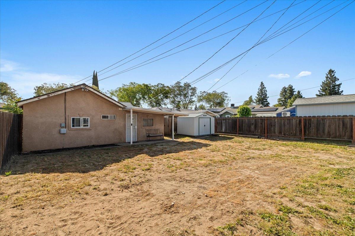 Detail Gallery Image 49 of 54 For 231 Poplar Ave, Manteca,  CA 95336 - 3 Beds | 2 Baths