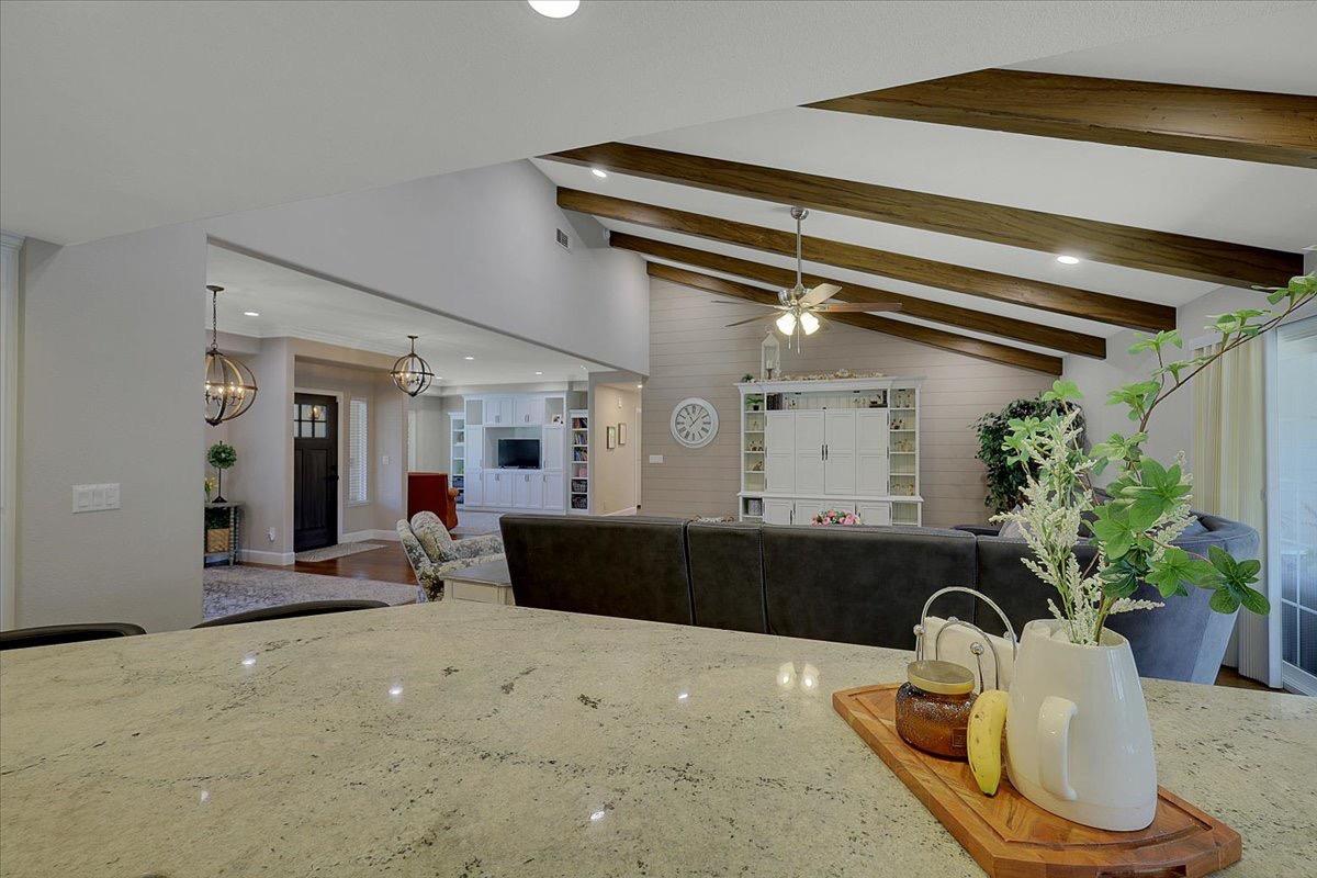 Detail Gallery Image 19 of 70 For 734 Mariner Loop, Yuba City,  CA 95991 - 4 Beds | 3 Baths
