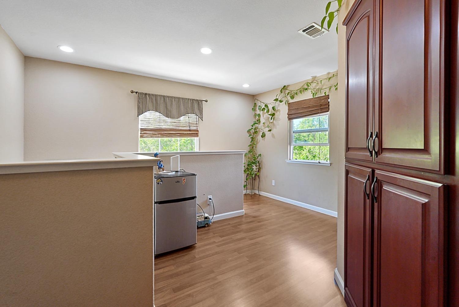 Detail Gallery Image 16 of 30 For 2025 St Theresa Way, Modesto,  CA 95358 - 4 Beds | 2/1 Baths