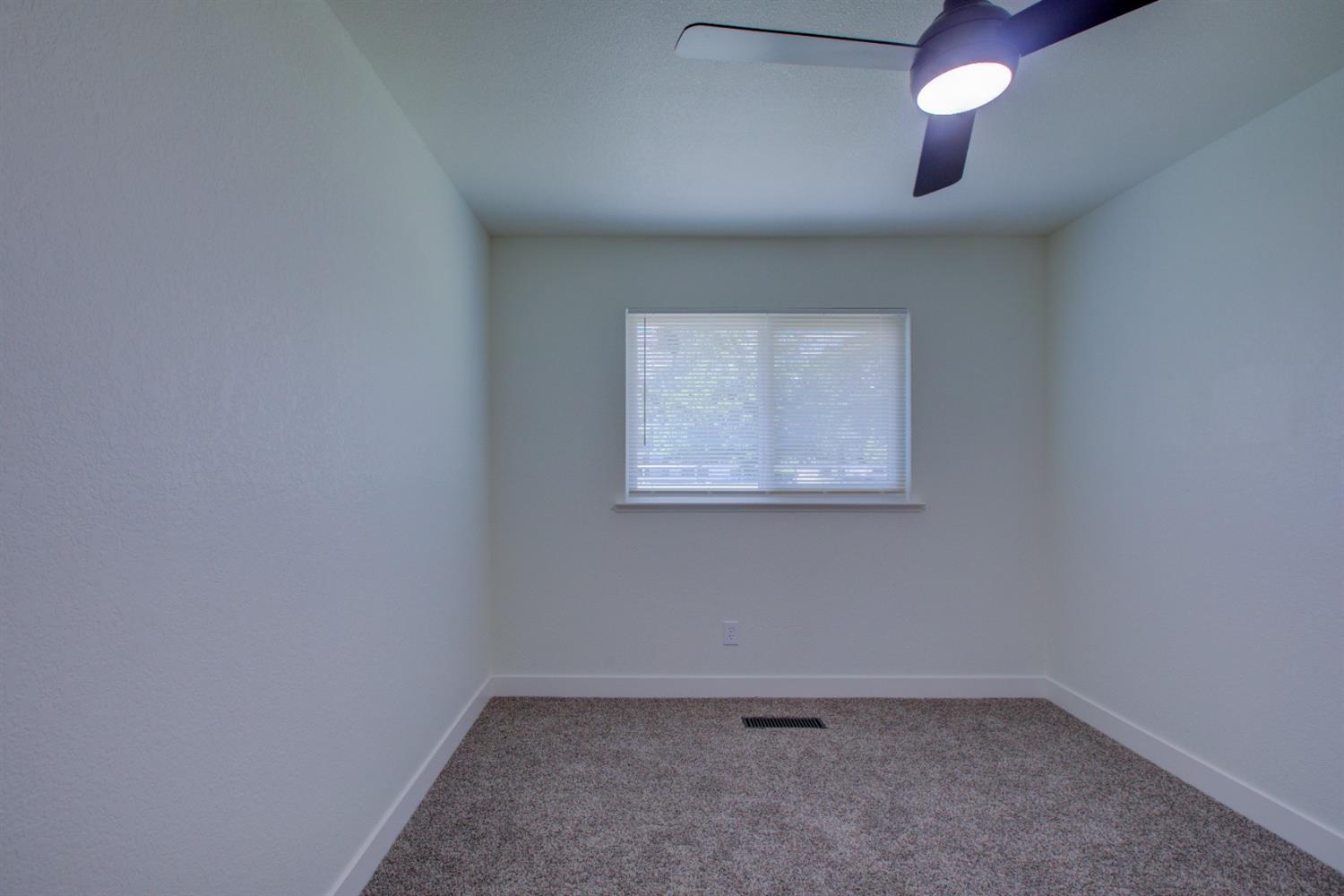 E Childs Avenue, Merced, California image 19