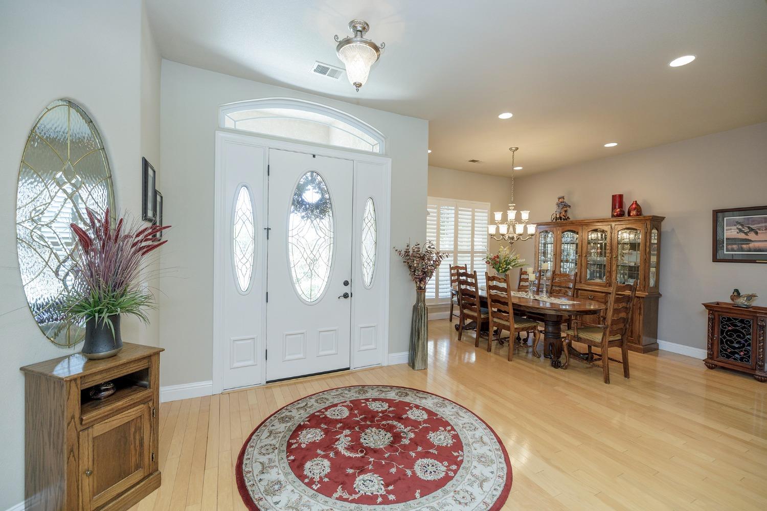 Detail Gallery Image 12 of 77 For 11325 Wild Oak Dr, Oakdale,  CA 95361 - 4 Beds | 2/1 Baths