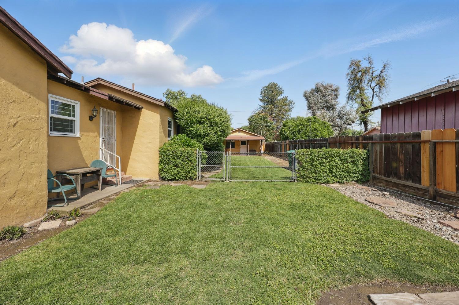 Kings Avenue, Chowchilla, California image 2
