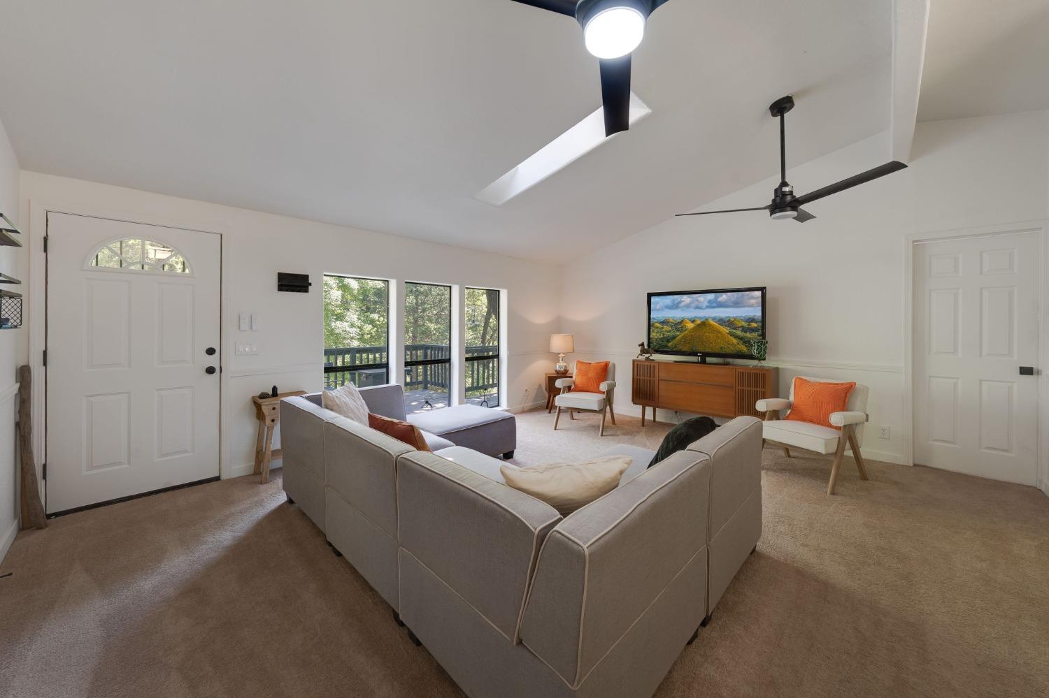 Laurel Canyon Road, Sutter Creek, California image 7