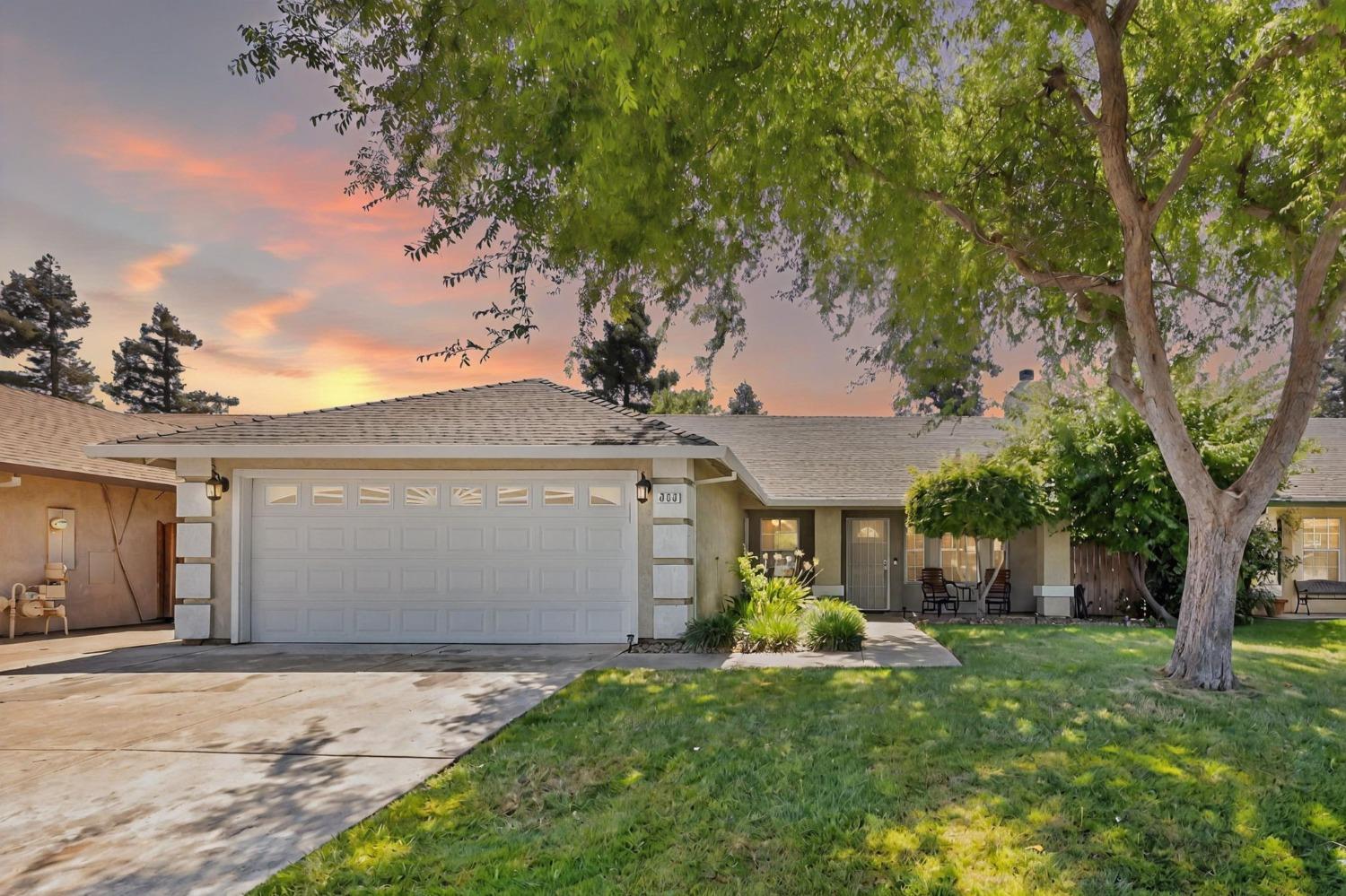 Detail Gallery Image 1 of 36 For 866 Golden Heights Dr, Galt,  CA 95632 - 4 Beds | 2 Baths