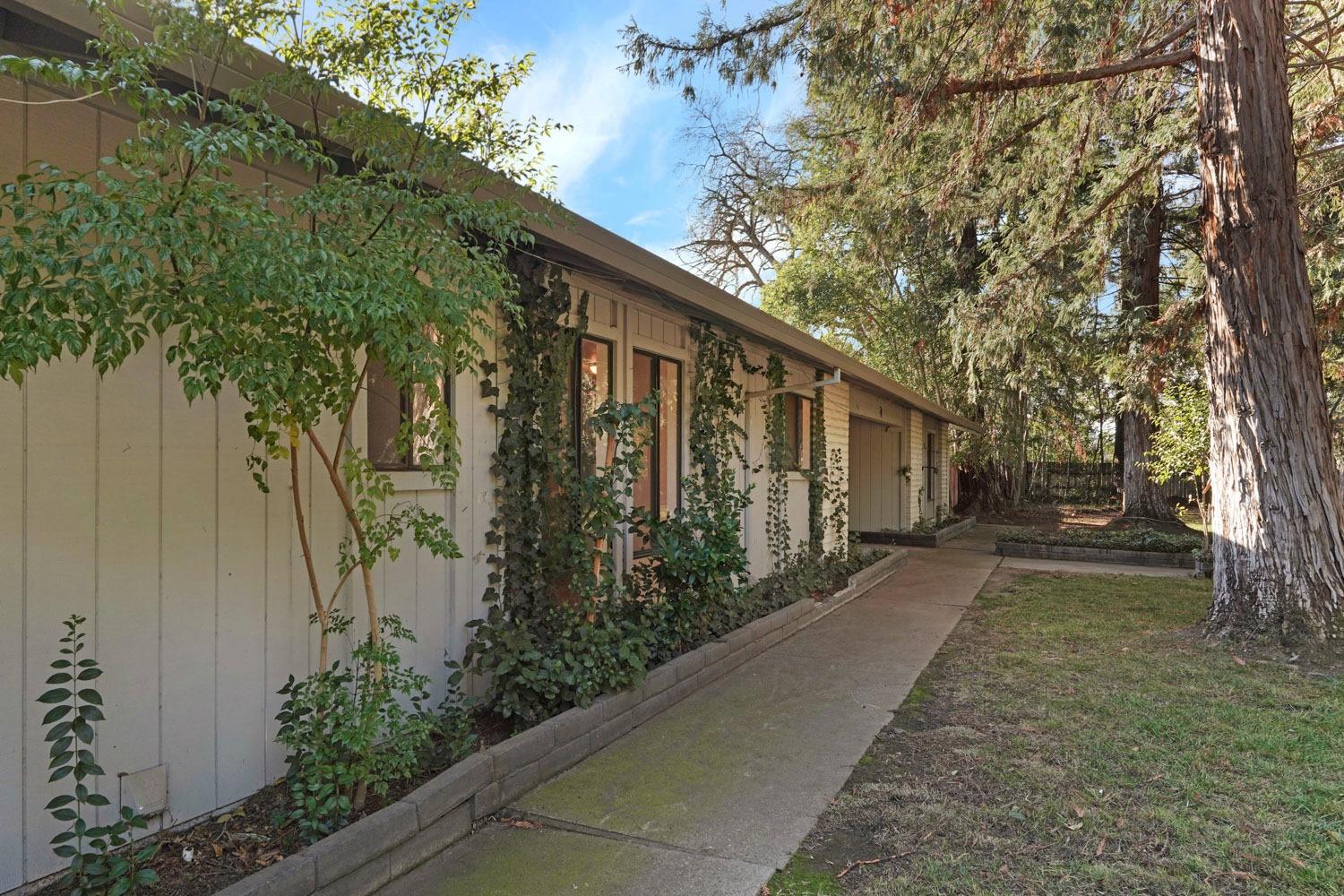 Detail Gallery Image 7 of 58 For 4504 Morada Place, Stockton,  CA 95212 - 4 Beds | 3 Baths