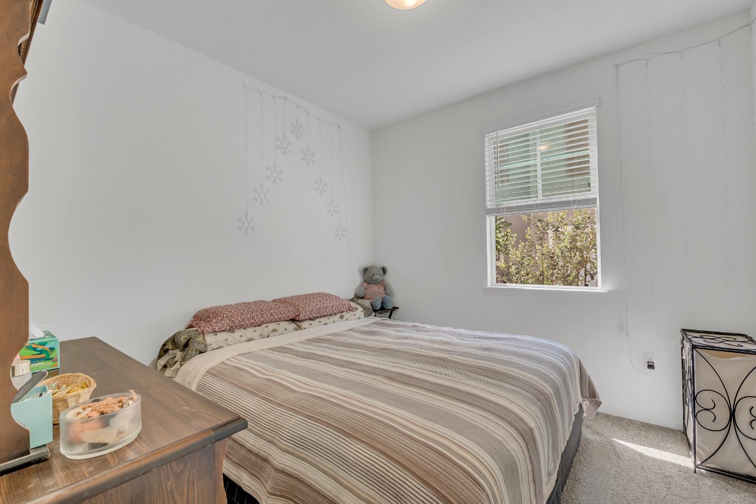 Detail Gallery Image 12 of 32 For 4017 Matterhorn Pl, Roseville,  CA 95747 - 4 Beds | 3 Baths