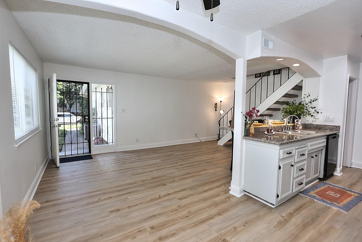 Casals Street, Sacramento, California image 8