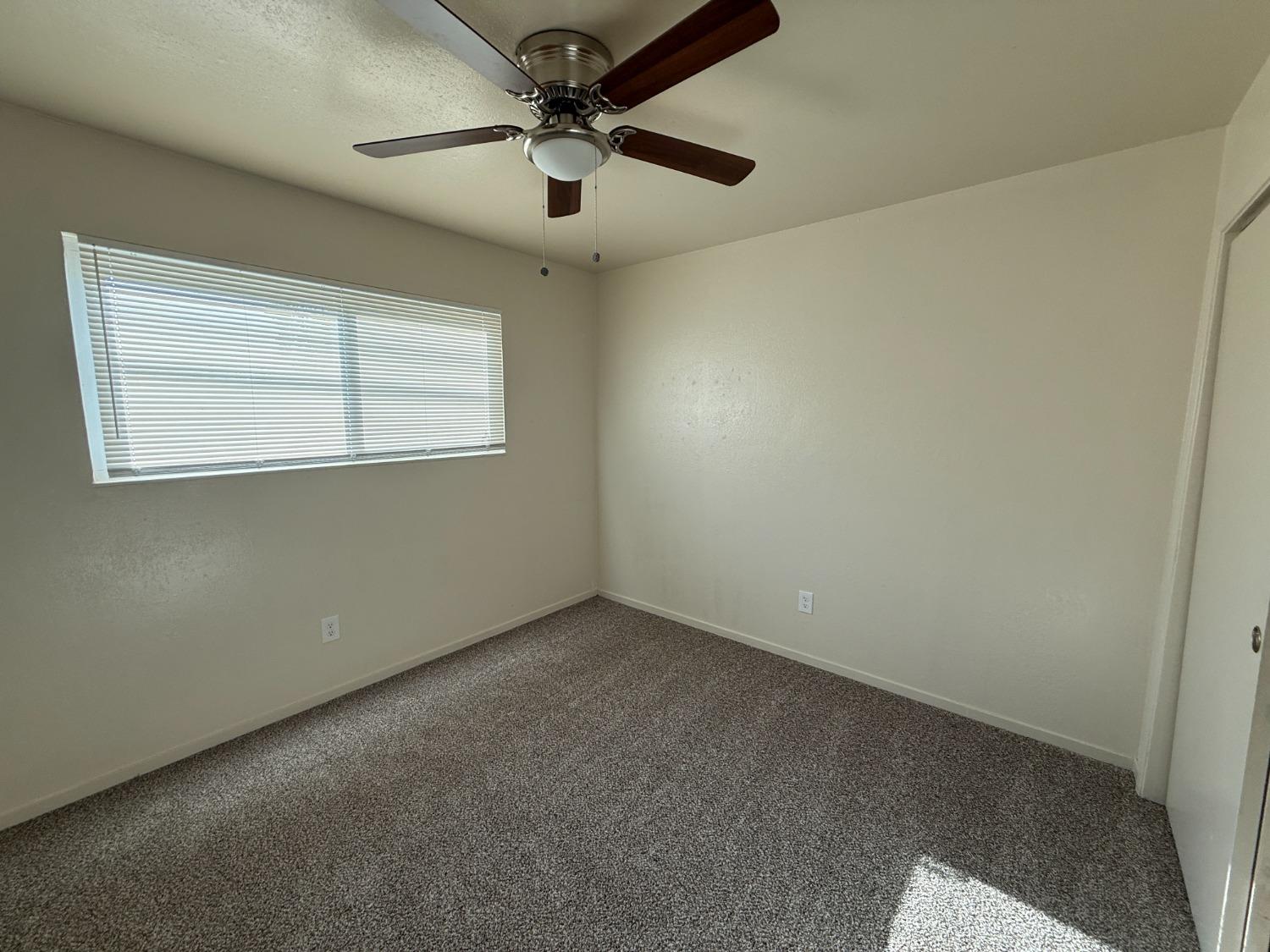 Yvonne Avenue, Manteca, California image 11
