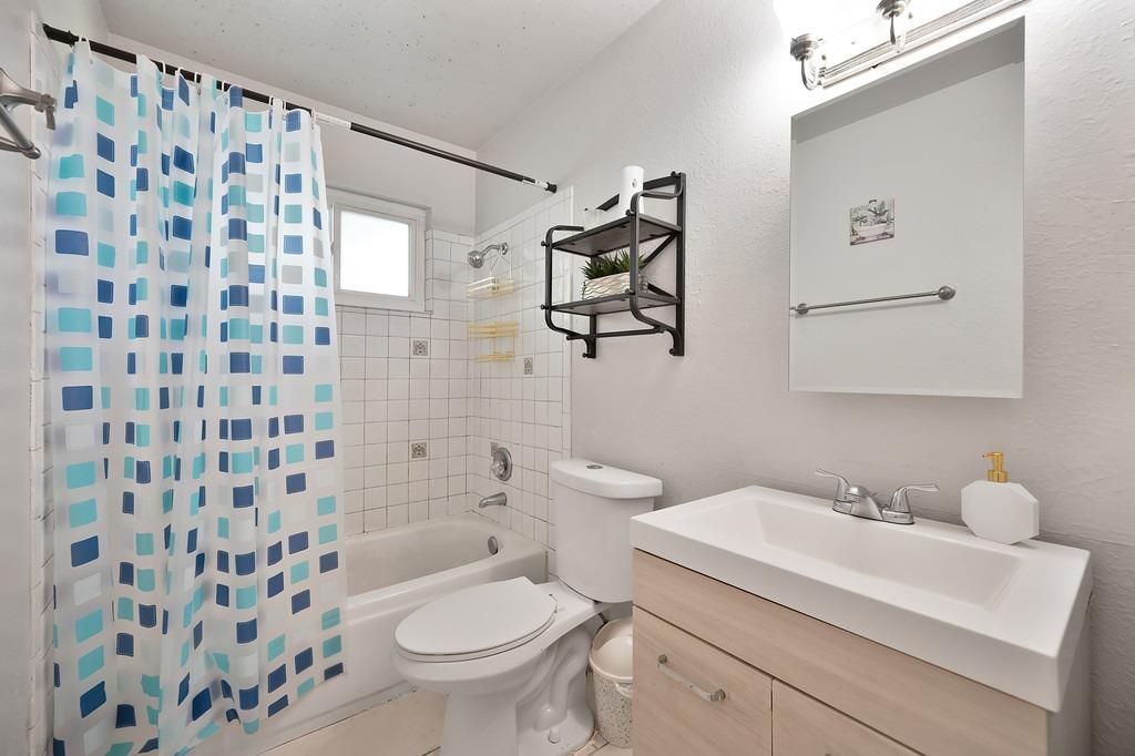 Detail Gallery Image 25 of 33 For 7735 Antelope Rd, Citrus Heights,  CA 95610 - 4 Beds | 2 Baths