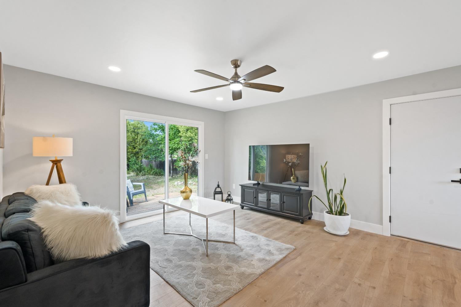 Aerobee Avenue, Fair Oaks, California image 16