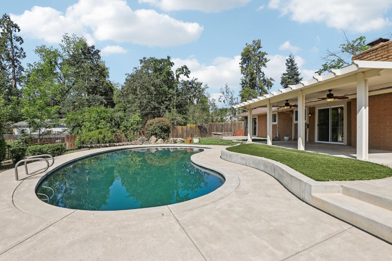 Sutter Avenue, Carmichael, California image 26