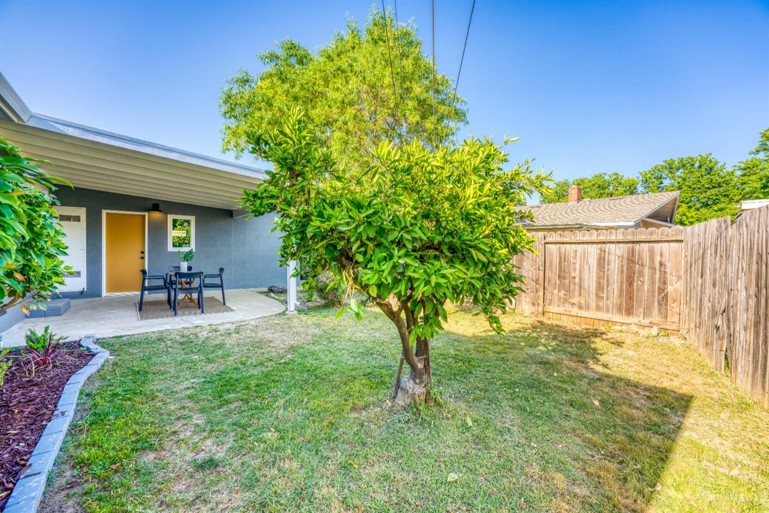 Detail Gallery Image 30 of 32 For 1464 Tradewinds Ave, Sacramento,  CA 95822 - 3 Beds | 2 Baths